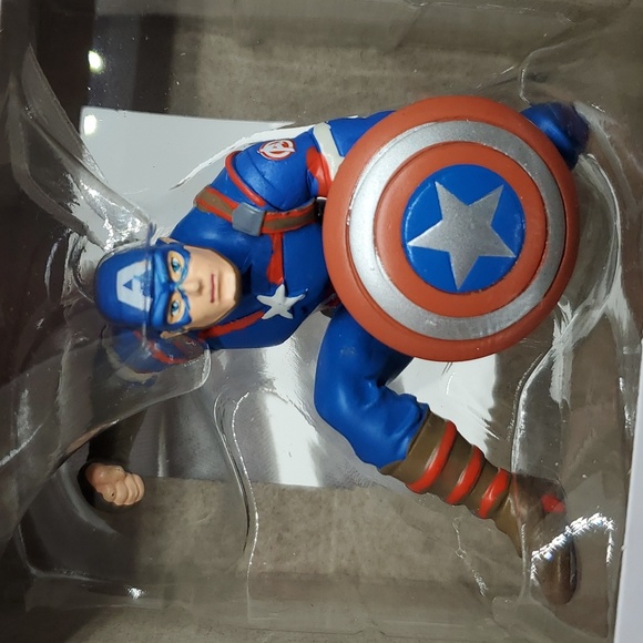 Hallmark Marvel's Captain America Keepsake Christmas Tree Ornament - Picture 10 of 15